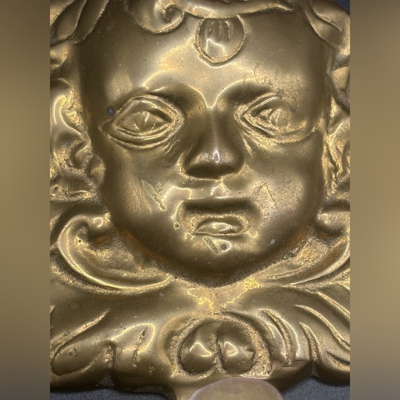 Vintage Brass Cherub Angel Wall Hook Hanger, Vintage Home Decor Collectible - Picture 4 of 8